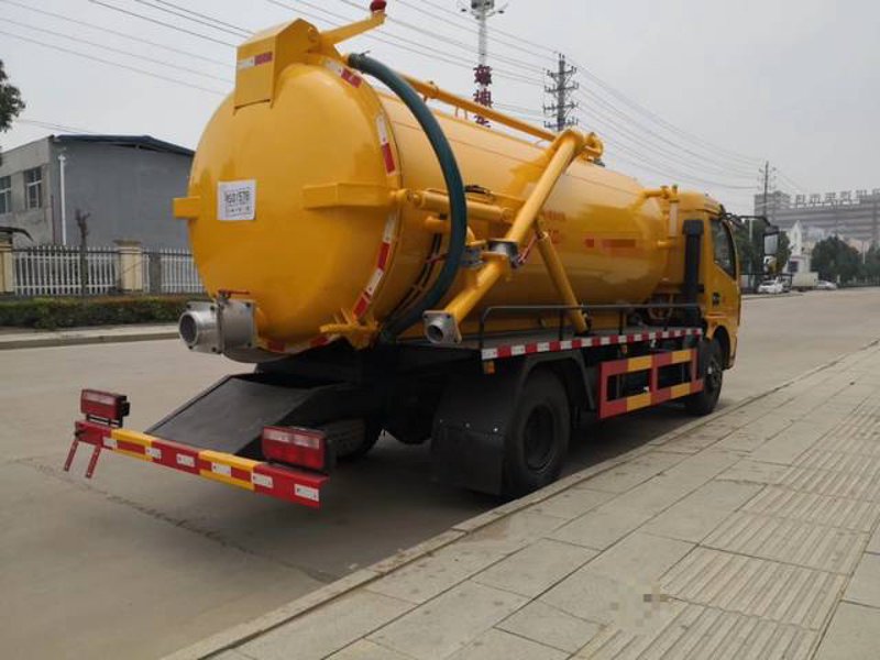 成龙威洒水车：为何它在市政作业中一枝独秀？